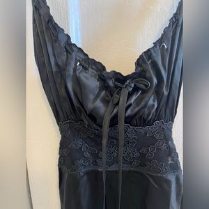 Betsey Johnson Size 4 little black dress